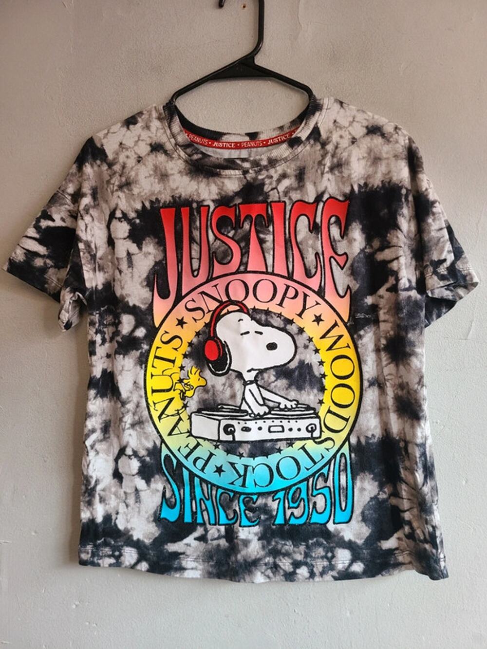 Girl's 12/14 oversized black/white tie-dye Justice Peanuts short sleeve t-shirt